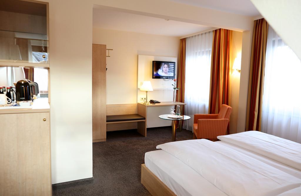 Hotel Warteck Freudenstadt Eksteriør bilde