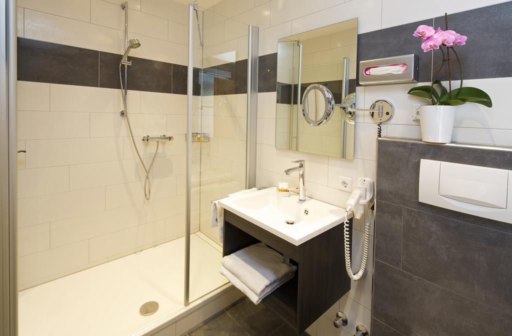Hotel Warteck Freudenstadt Eksteriør bilde