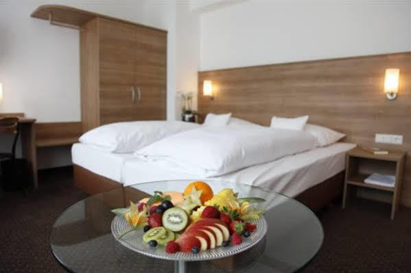 Hotel Warteck Freudenstadt Eksteriør bilde